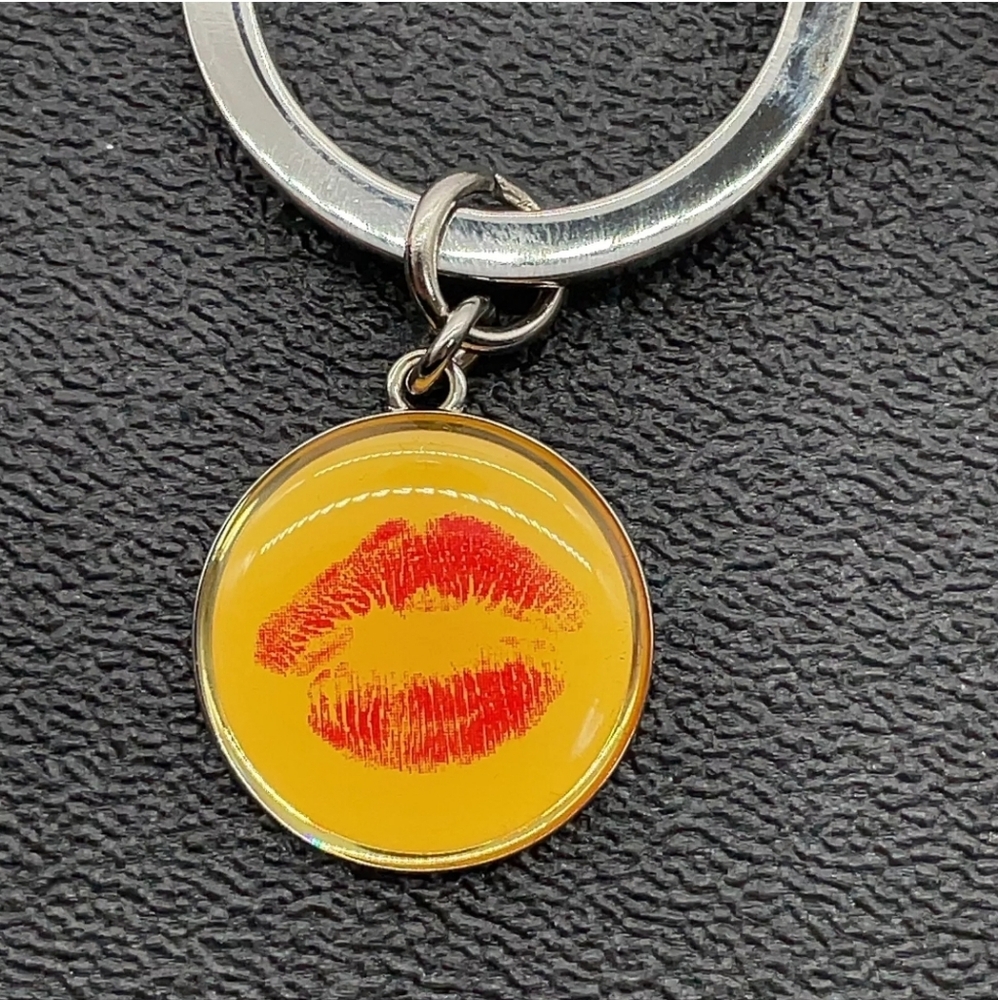 Auth Like New Chanel Key Chain/Ring - Picture 7 of 8